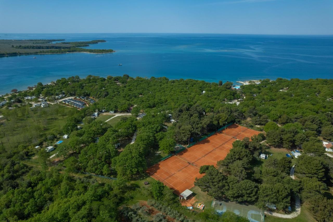 Eco Glamping- Fkk Nudist Camping Solaris Poreč Exteriör bild