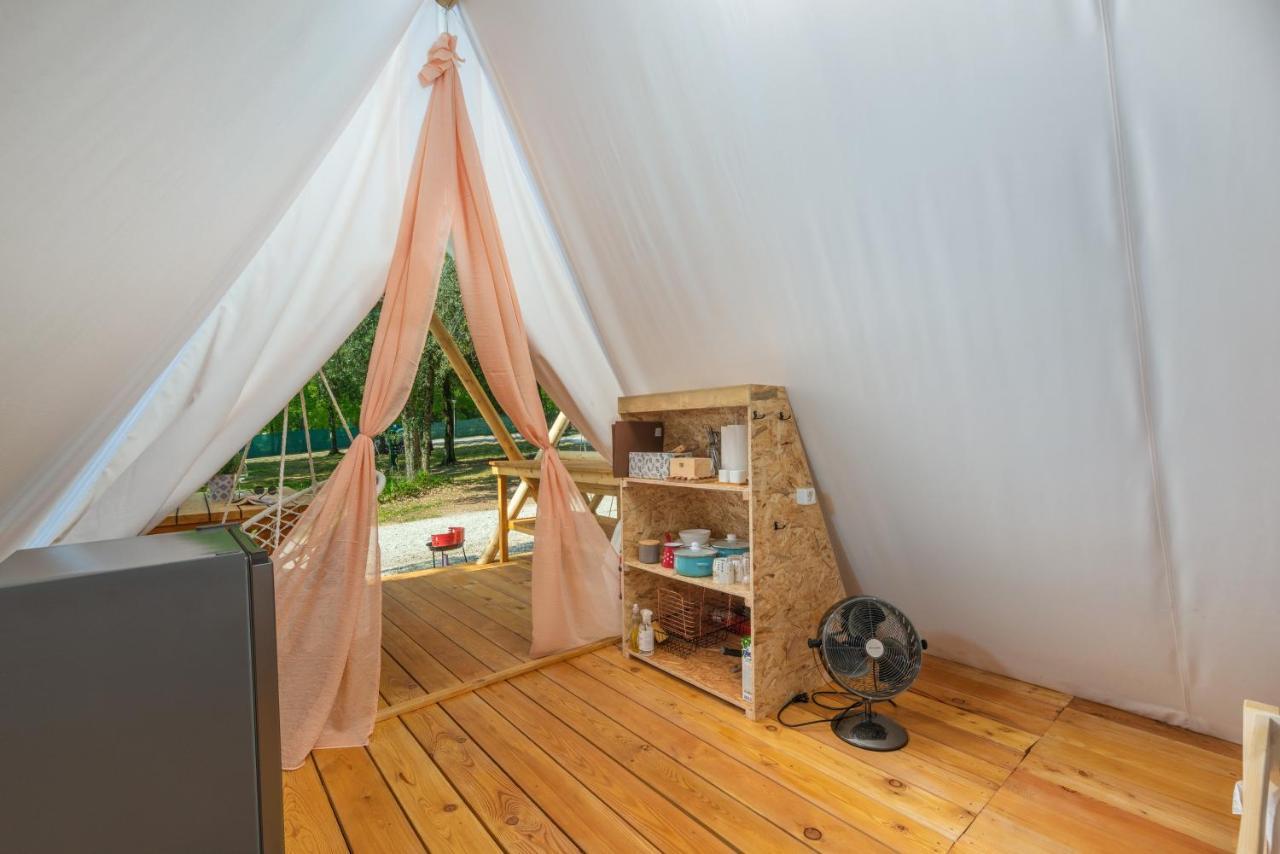 Eco Glamping- Fkk Nudist Camping Solaris Poreč Exteriör bild