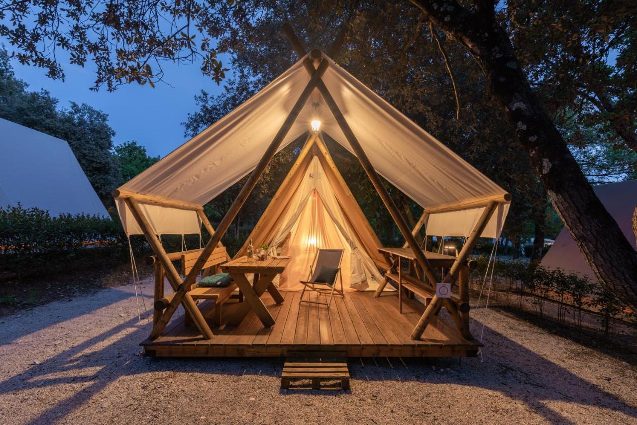 Eco Glamping- Fkk Nudist Camping Solaris Poreč Exteriör bild