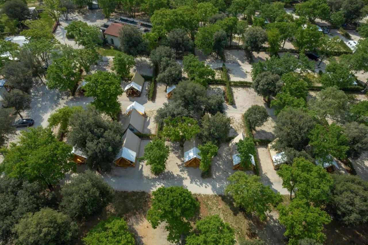 Eco Glamping- Fkk Nudist Camping Solaris Poreč Exteriör bild