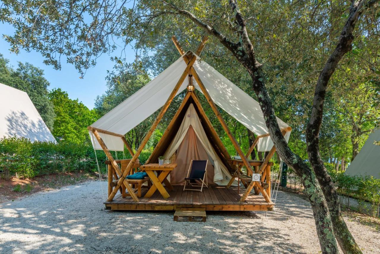 Eco Glamping- Fkk Nudist Camping Solaris Poreč Exteriör bild