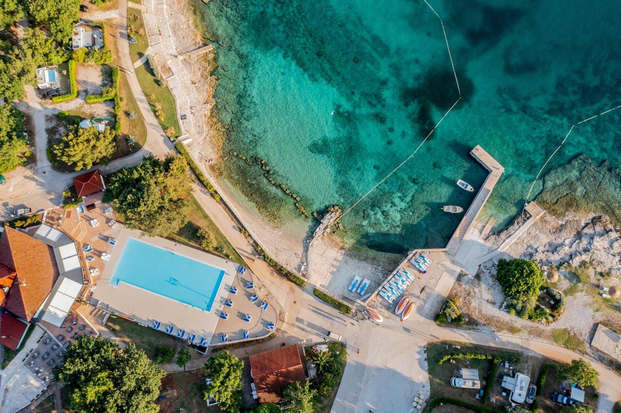 Eco Glamping- Fkk Nudist Camping Solaris Poreč Exteriör bild